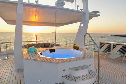 galapagos amazon photo tour example 30