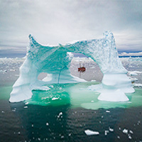 iceland greenland photo tour whale tail