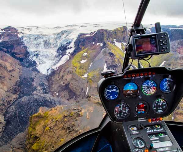 helicopter photography flight in iceland tour